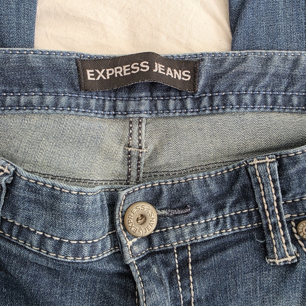 Express Mid Rise Bootcut Jeans 10L - Picture 3 of 11
